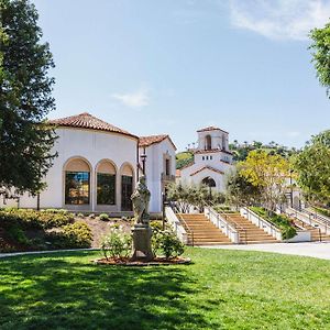 Cambria Hotel Calabasas